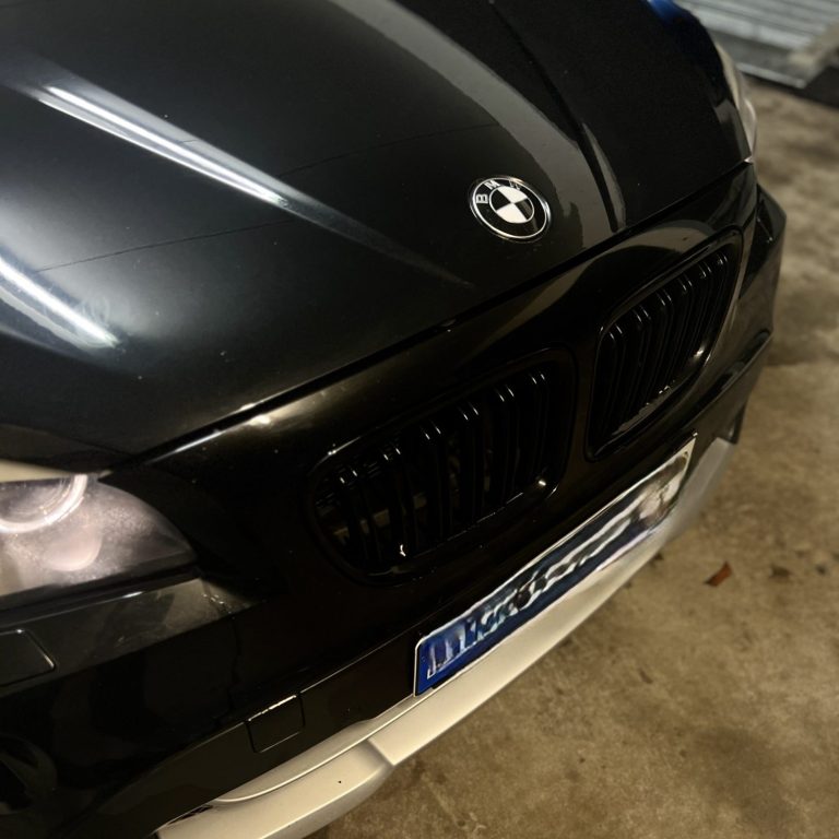 Wertbewertung für den Kauf Fahrzeug zur Begutachtung durch Kare Gutachten in Weil der Stadt