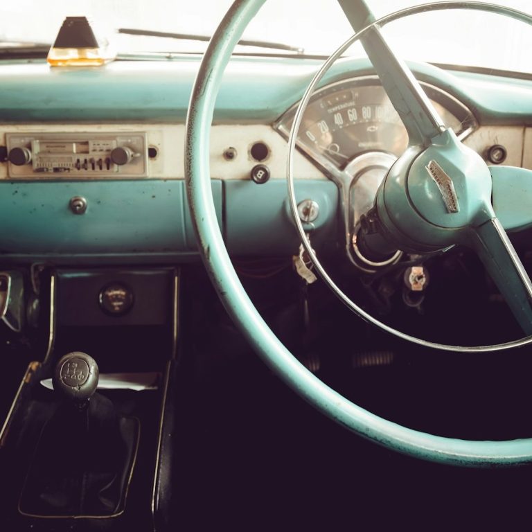 Oldtimer aus aller Welt für Begutachtung